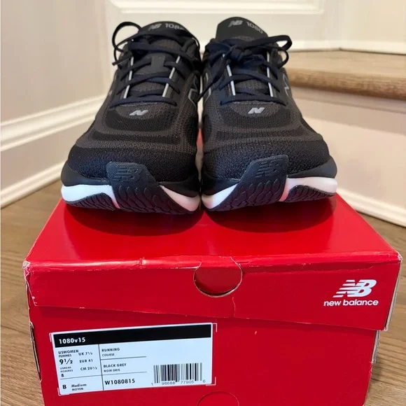 New Balance 1080 v15 max cushion shoes - Picture 2 of 5